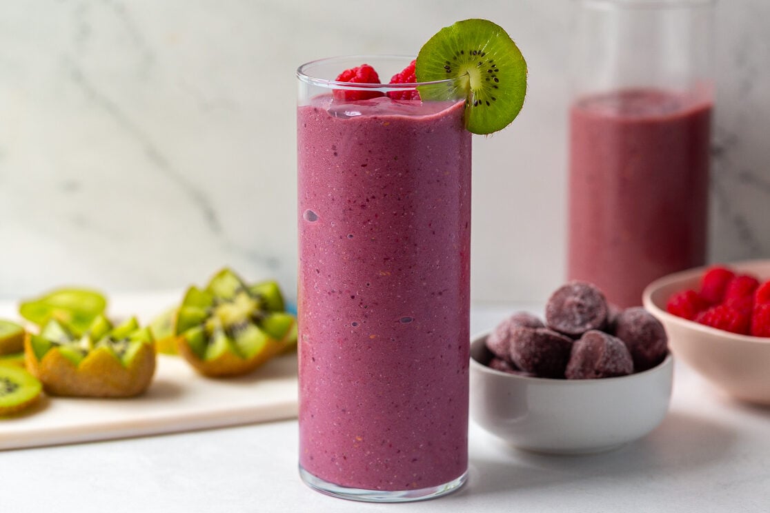 Easy Acai Smoothies: Quick Blends for Any Mood